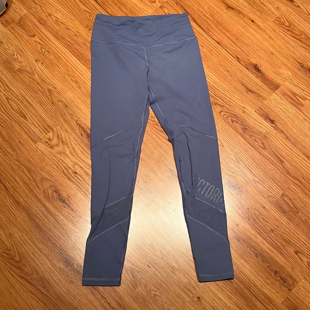 Victoria’s Secret Sport leggings size small